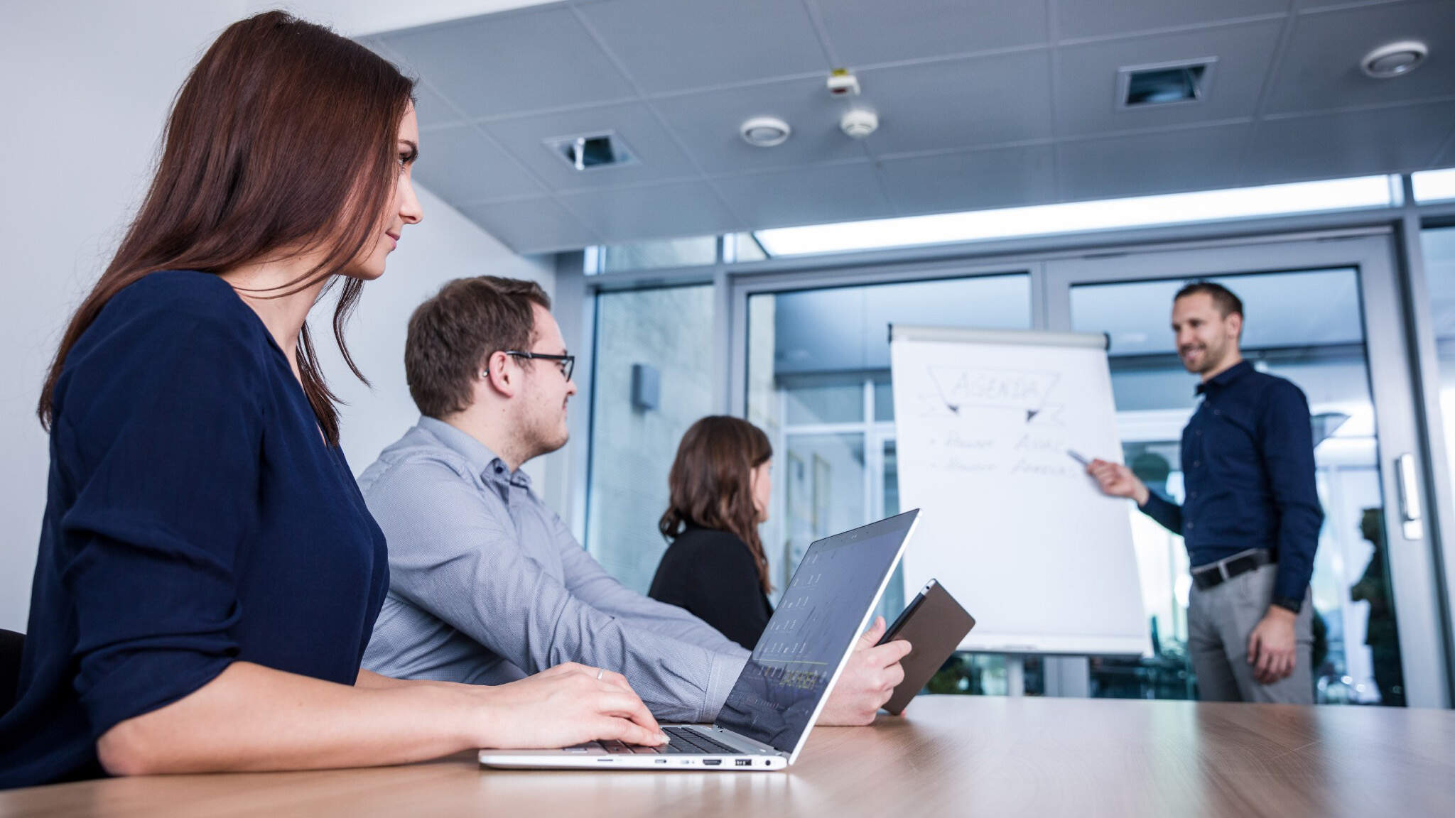 „Life Long Learning“ ist ein wesentlicher Bestandteil den ein Anwärter für einen DENO, DENAS oder DEWO Posten mitbringen sollte. „Life Long Learning“ ist ein wesentlicher Bestandteil den ein Anwärter für einen DENO, DENAS oder DEWO Posten mitbringen sollte.
