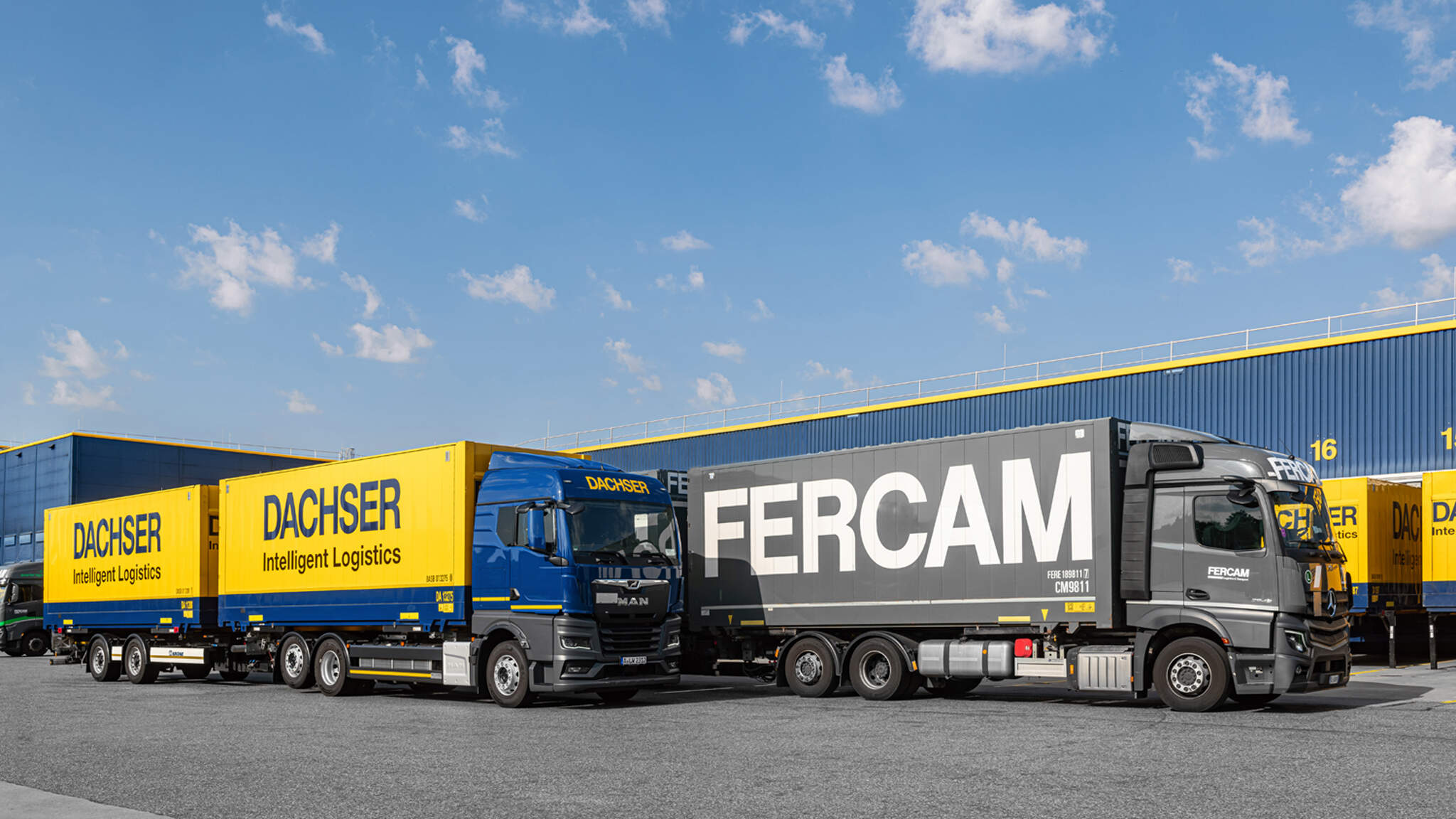 Durch die langjährige Partnerschaft sind DACHSER und FERCAM im operativen Stückgut-Handling bereits gut aufeinander abgestimmt. Durch die langjährige Partnerschaft sind DACHSER und FERCAM im operativen Stückgut-Handling bereits gut aufeinander abgestimmt.