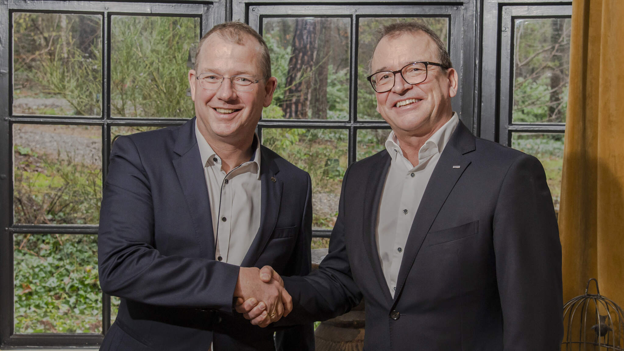 Jan-Peter Müller, PDG de Müller, et Alfred Miller, directeur général de DACHSER Food Logistics.