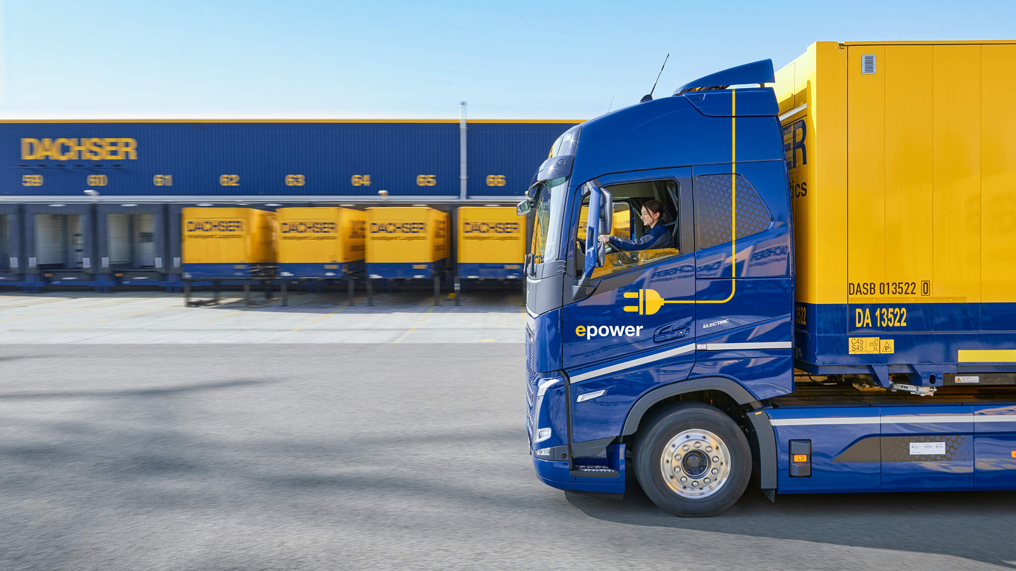 DACHSER, prestataire de services logistiques présent dans le monde entier, a enregistré une forte croissance en 2024 et dépassé la barre des 8 milliards de chiffre d’affaires, soit une augmentation de 13 pour cent par rapport à l’année précédente. DACHSER, prestataire de services logistiques présent dans le monde entier, a enregistré une forte croissance en 2024 et dépassé la barre des 8 milliards de chiffre d’affaires, soit une augmentation de 13 pour cent par rapport à l’année précédente.